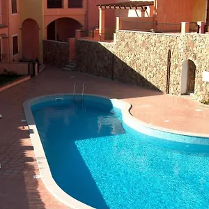 https://il-borgo-del-sole.in-sardinia.net